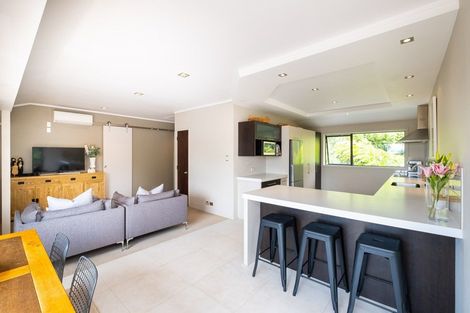 Photo of property in 89 James Cook Street, Havelock North, 4130