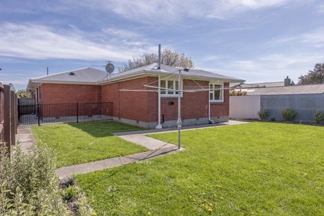 Photo of property in 2/64 Roberta Drive, Somerfield, Christchurch, 8024