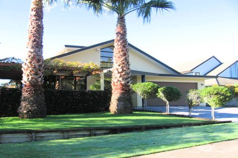 Photo of property in 17 Landing Drive, Albany, Auckland, 0632