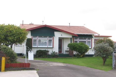Photo of property in 8 Marama Crescent, Palmerston North, 4414