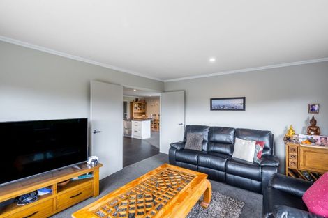 Photo of property in 3 Cessna Lane, Glen Avon, New Plymouth, 4312