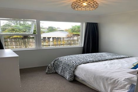 Photo of property in 47 Japonica Drive, Beach Haven, Auckland, 0626