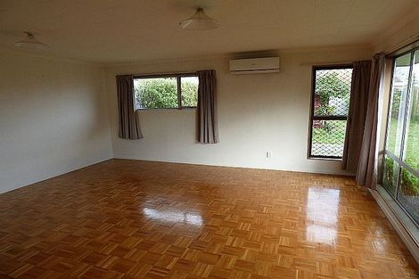 Photo of property in 2/48 Linwood Avenue, Linwood, Christchurch, 8011