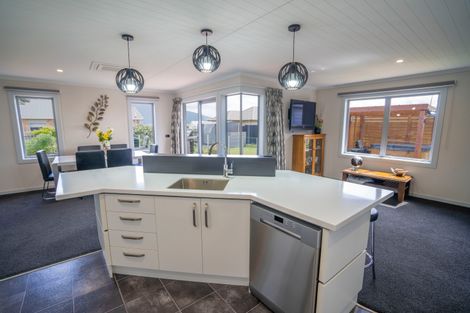 Photo of property in 4 Rodeo Drive, Te Anau, 9600