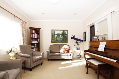 Photo of property in 251 Fox Street, Hamilton East, Hamilton, 3216