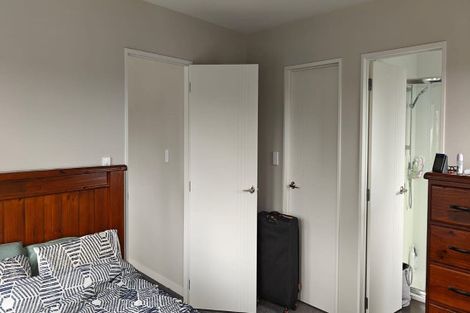 Photo of property in 17 Springhill Lane, Sunnyvale, Auckland, 0612