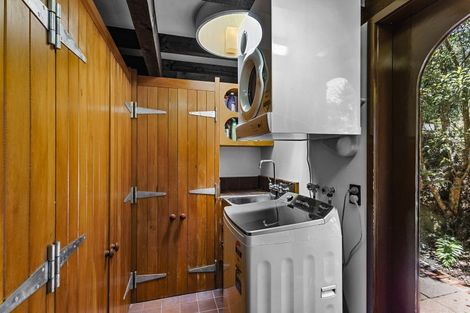 Photo of property in 74 Chatsworth Road, Silverstream, Upper Hutt, 5019