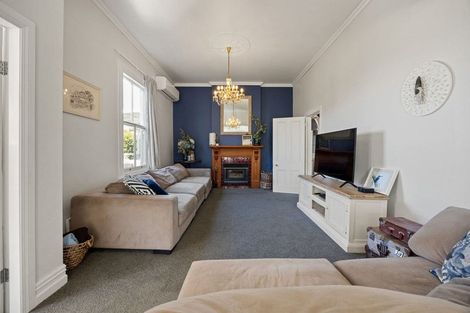 Photo of property in 31 Clare Street, Cambridge, 3434