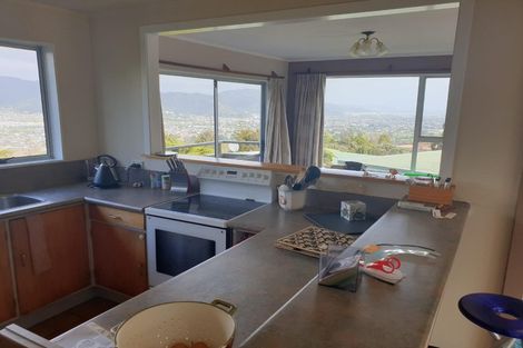 Photo of property in 14 Lone Tree Grove, Kelson, Lower Hutt, 5010