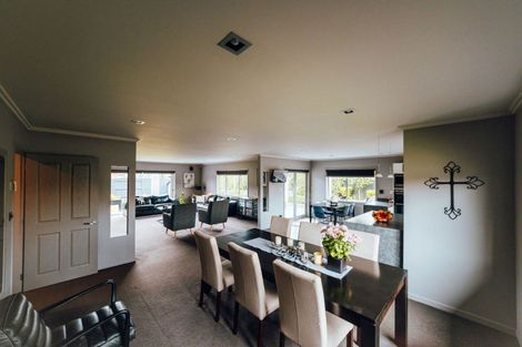 Photo of property in 12 Liberty Grove, Kelvin Grove, Palmerston North, 4414