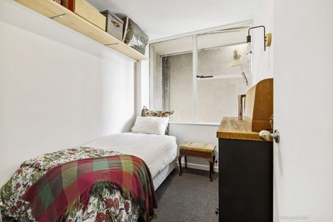 Photo of property in Terrace Tower Apartments, 7a/126 The Terrace, Wellington Central, Wellington, 6011