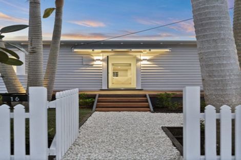 Photo of property in 16 Moa Road, Point Chevalier, Auckland, 1022