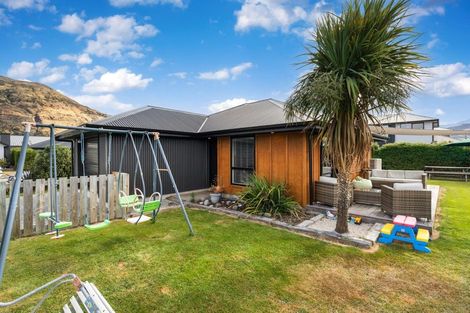Photo of property in 21 Cheltenham Road, Lower Shotover, Queenstown, 9304