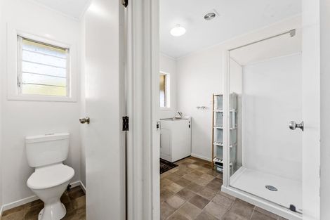 Photo of property in 18a Brian Crescent, Stanmore Bay, Whangaparaoa, 0932