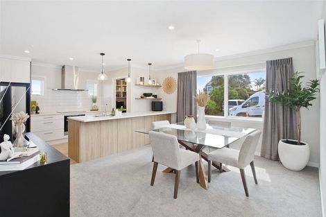 Photo of property in 28a Torkar Road, Clarks Beach, 2122