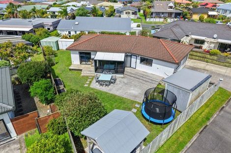 Photo of property in 129 Florence Avenue, Orewa, 0931