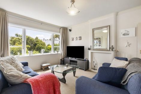 Photo of property in 15 Pelorous Street, Paparangi, Wellington, 6037
