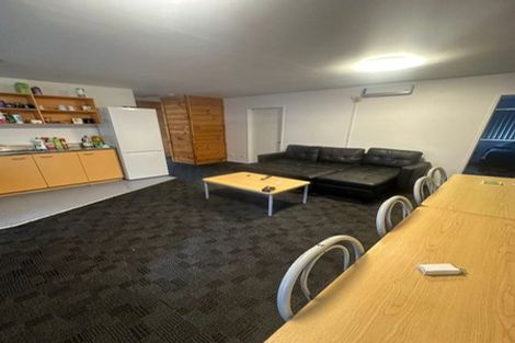 Photo of property in 3/125 Carrington Road, Point Chevalier, Auckland, 1025