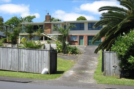 Photo of property in 43 Wellington Street, Pukekohe, 2120