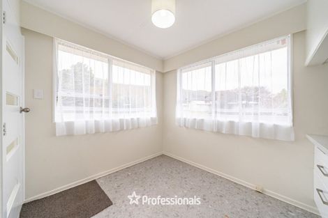 Photo of property in 15b Pencarrow Crescent, Wainuiomata, Lower Hutt, 5014