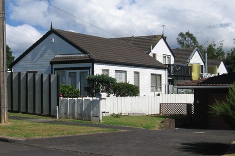 Photo of property in 2/36 Koromiko Street, New Lynn, Auckland, 0600