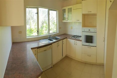 Photo of property in 2/16 Oakridge Way, Northpark, Auckland, 2013