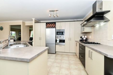 Photo of property in 31 Cairns Crescent, Rototuna, Hamilton, 3210