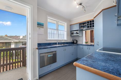 Photo of property in 27 Bell Street, Judea, Tauranga, 3110