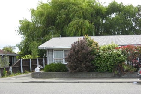 Photo of property in 3/504 Barbadoes Street, Edgeware, Christchurch, 8013