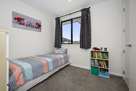 Photo of property in 51 Kahuparere Crescent, Pyes Pa, Tauranga, 3112