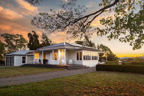 Photo of property in Gladstone Road, Gladstone, 5884