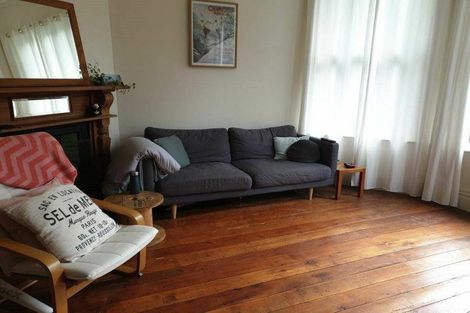 Photo of property in 203 Glenmore Street, Kelburn, Wellington, 6012