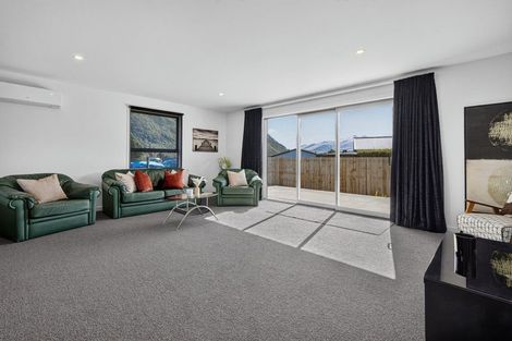Photo of property in 41 Oxford Street, Kingston, Athol, 9793