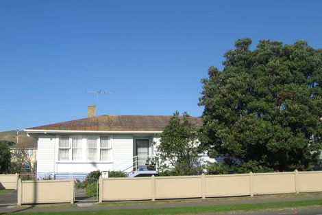 Photo of property in 62 Warspite Avenue, Cannons Creek, Porirua, 5024