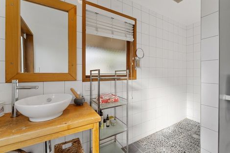 Photo of property in 47 Waimea Road, Waikanae Beach, Waikanae, 5036