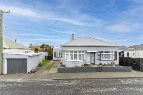 Photo of property in 19 Prendergast Street, South Dunedin, Dunedin, 9012