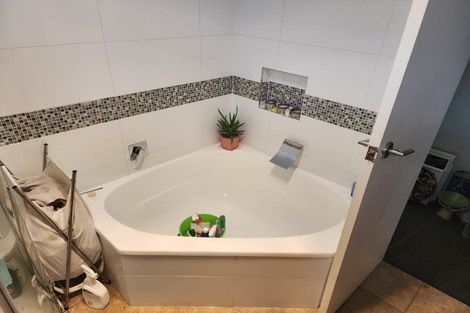 Photo of property in 74 Brookside Terrace, Bryndwr, Christchurch, 8053