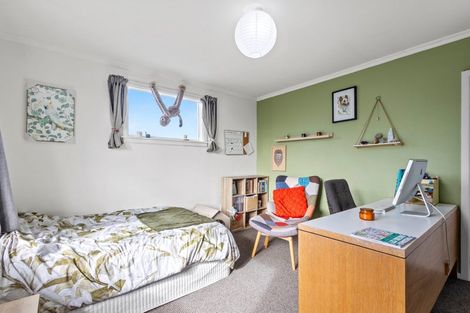 Photo of property in 181 Palmers Road, New Brighton, Christchurch, 8083