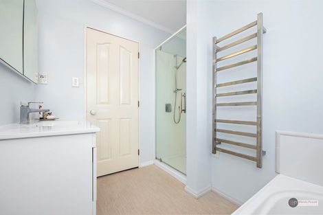 Photo of property in 94 Viewmont Drive, Harbour View, Lower Hutt, 5010