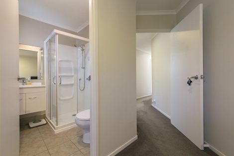 Photo of property in 52b Swanson Road, Henderson, Auckland, 0610