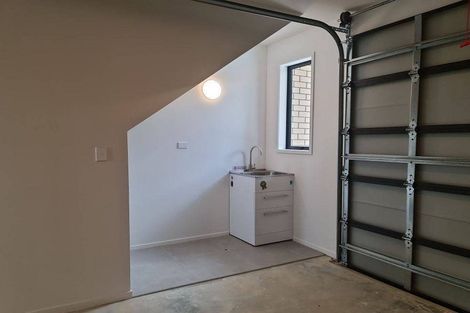 Photo of property in 42c Don Buck Road, Massey, Auckland, 0614