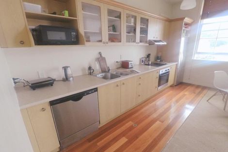 Photo of property in 10/30 Hanson Street, Mount Cook, Wellington, 6021