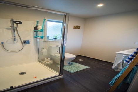 Photo of property in 18a Rarangi Way, Owhiro Bay, Wellington, 6023