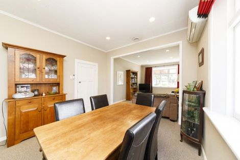 Photo of property in 10 Mere Mere Avenue, Palmerston North, 4414