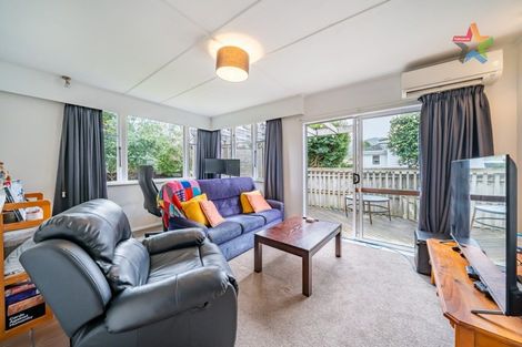 Photo of property in 4 Tui Grove, Elderslea, Upper Hutt, 5018