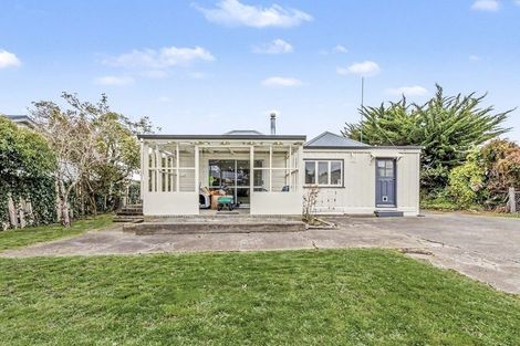 Photo of property in 12 Hunia Street, Marton, 4710