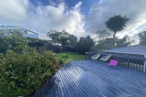 Photo of property in 532a Glenfield Road, Glenfield, Auckland, 0629