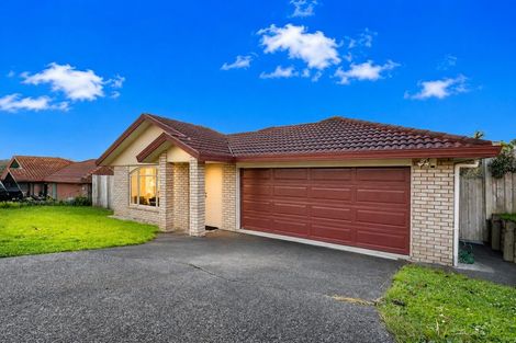 Photo of property in 27 View Ridge Drive, Ranui, Auckland, 0612