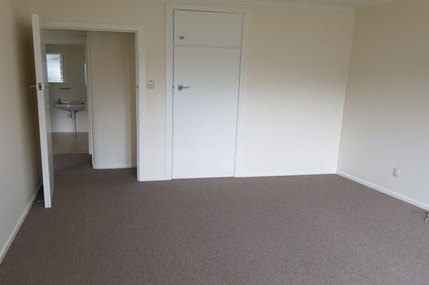 Photo of property in 6 View Road, Papakura, 2110