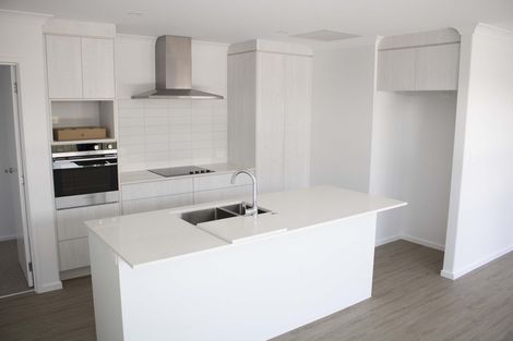 Photo of property in 205 Te Okuroa Drive, Papamoa, 3118